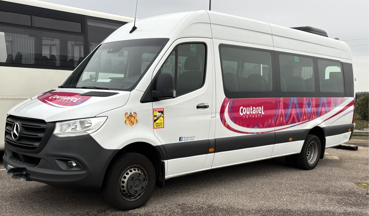 lorraineaero's tweet photo. Dès le 6/01, sans interruption avec le programme actuel, le voyagiste Coutarel proposera un service de navettes 🚌vers les gares de Metz et Nancy. Petite nouveauté, il réalisera un arrêt à la gare Lorraine TGV.
Toutes les infos ➡️ https://t.co/l4qVRMzbmy https://t.co/gnwnPVCEVb