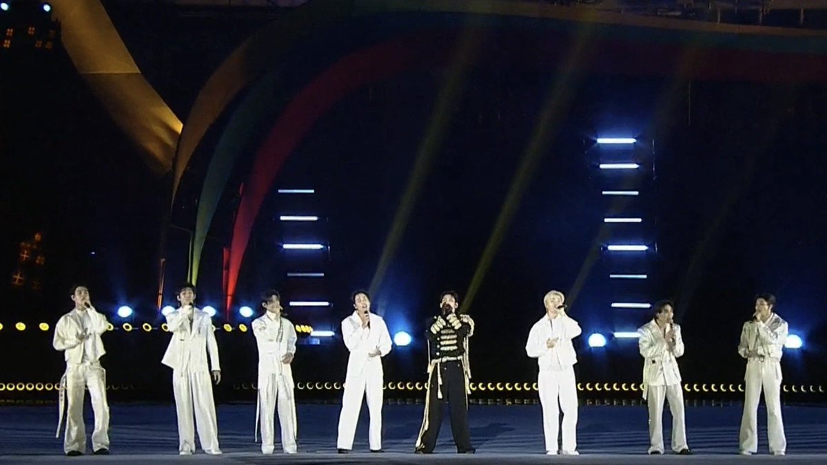 ThaiTicketMajor's tweet image. ขอเสียงคนไทยหน่อยครับ! 🇹🇭

ภูมิใจมาก “แบมแบม” กับโชว์พิธีเปิดการแข่งขันมหกรรมซีเกมส์ ครั้งที่ 33 หรือ SEA Games 2025 ณ ราชมังคลากีฬาสถาน ในเพลง Wheels Up และเพลงรักหนักแน่น ร่วมกับ 7 หนุ่ม “Friends of SEA Games”

#BamBam
#BamBamxSEAGAMES2025
#SEAGAMES2025
#SEAGAMESTHAILAND2025…