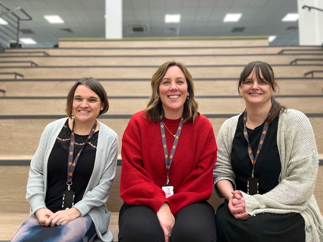 settlecomms tweet media