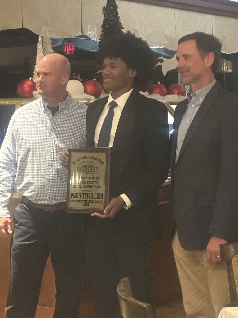 Paris Trivillion tweet media