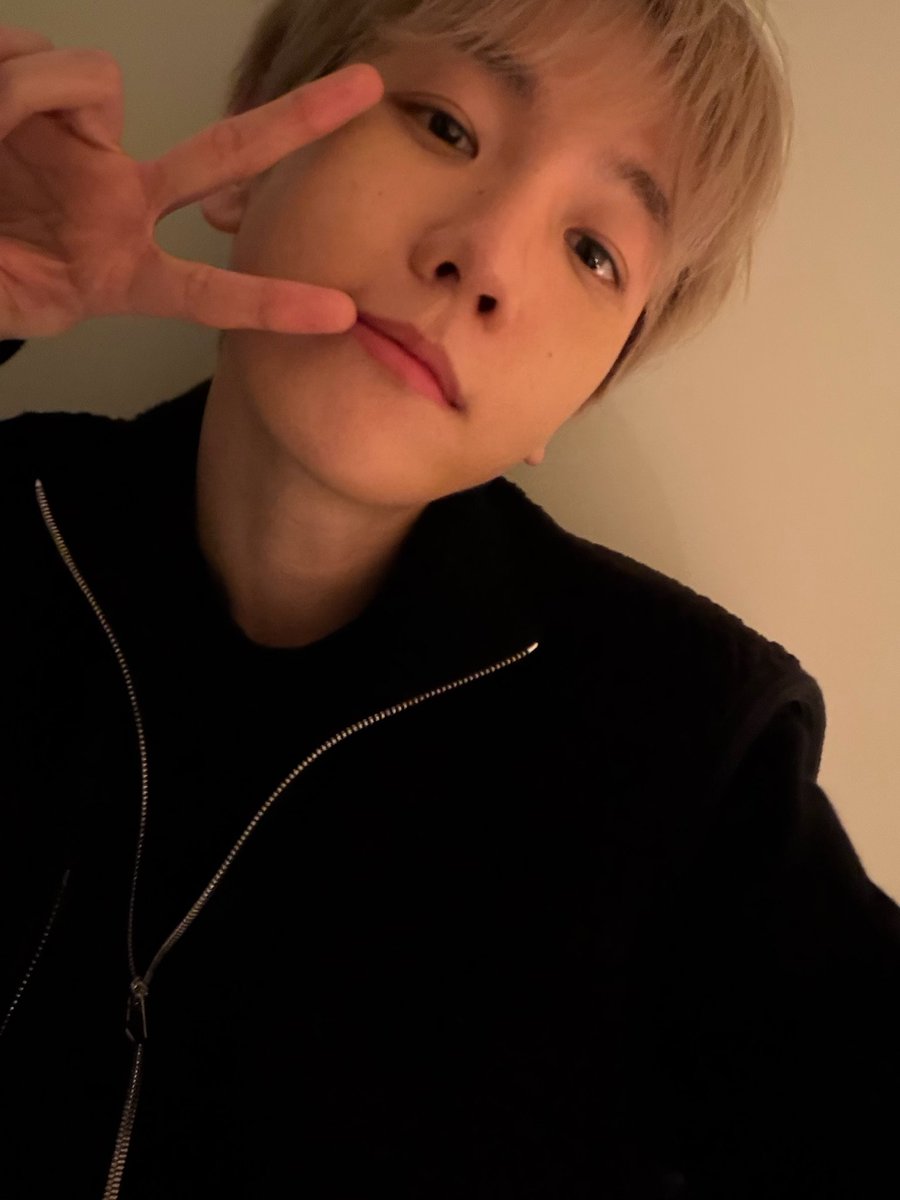 Baekhyun North America tweet media