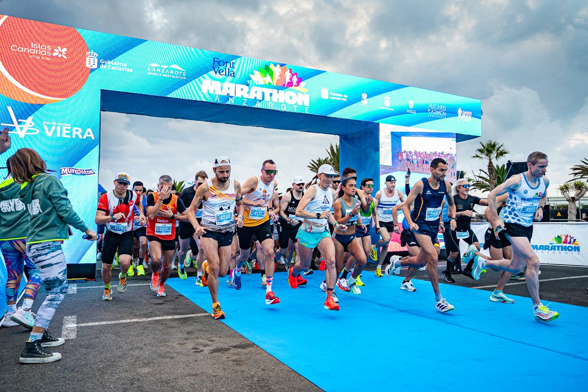 WHAT AN AMAZING DAY!
Thousands of runners filled Lanzarote's seafront promenade and finished with a celebration in Costa Teguise 🌊✨🎊 THANK YOU all for participating and creating this unforgettable atmosphere once again 🙌❤
youtube.com/watch?v=_yI7MP…