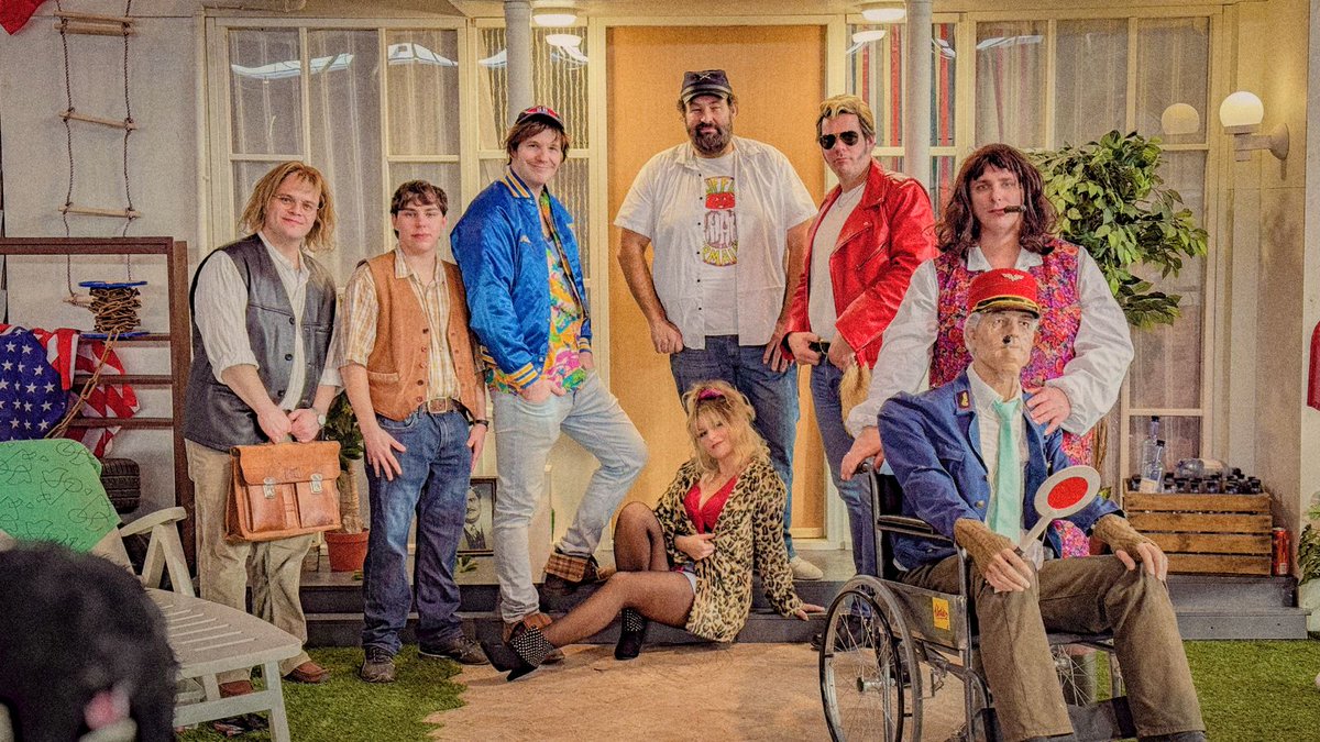 TommyNelloProps's tweet image. Flodder Deutschland @cconstuttgart 

#flodder #flodderdeutschland #wildgeraas #comicconstuttgart