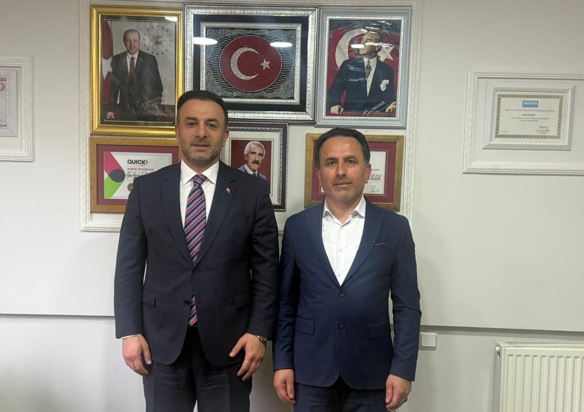 📍Ardahan 

Merkez ilçe başkanımız Aytaç ULUTAŞ’ı iş yerinde ziyaret ettik.
Değerli Başkanımıza misafirperverliğinden dolayı teşekkür ederim.