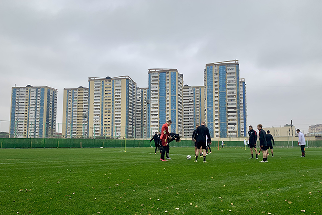 Fotoverslag: Groeten uit Bakoe (alweer)! ajax.li/3KQjQhA #ajax #qaraja