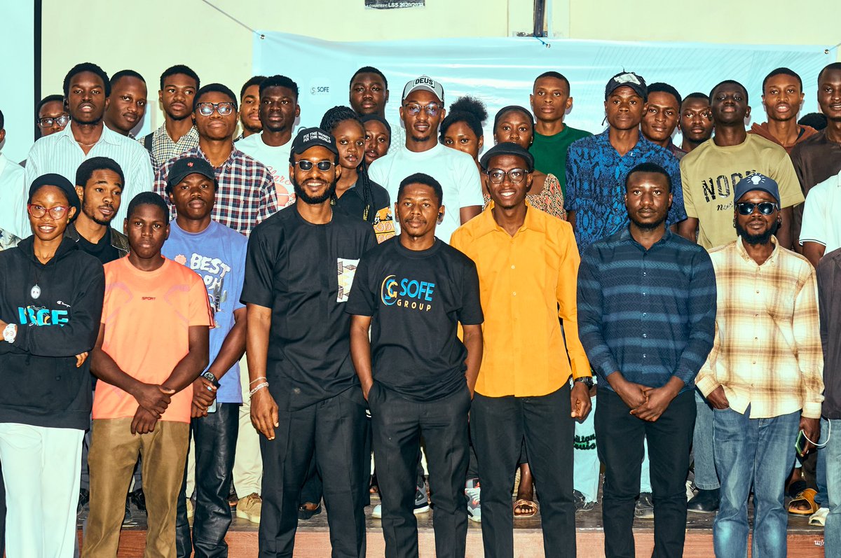 witty_cruz's tweet image. Last weekend, I was at Blockchain Career Expo 2025,
where I spoke about Building in the Open as well as Wallets and Wallet Security.

I also broke down why @solflare remains a must-use wallet for anyone building on @solana

Big shoutout to the organizers @B_CareerExpo, @sofegroup…