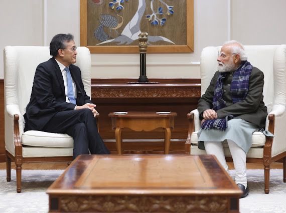 pradip103's tweet image. BIG : 

Cognizant, Microsoft and Intel CEOs meeting PM Narendra Modi Ji (@narendramodi) BACK TO BACK 

Global confidence in India is at an all-time high.

Intel CEO Lip-Bu Tan met PM Modi and announced deeper investments — including an MoU with Tata to manufacture &amp;amp; package…