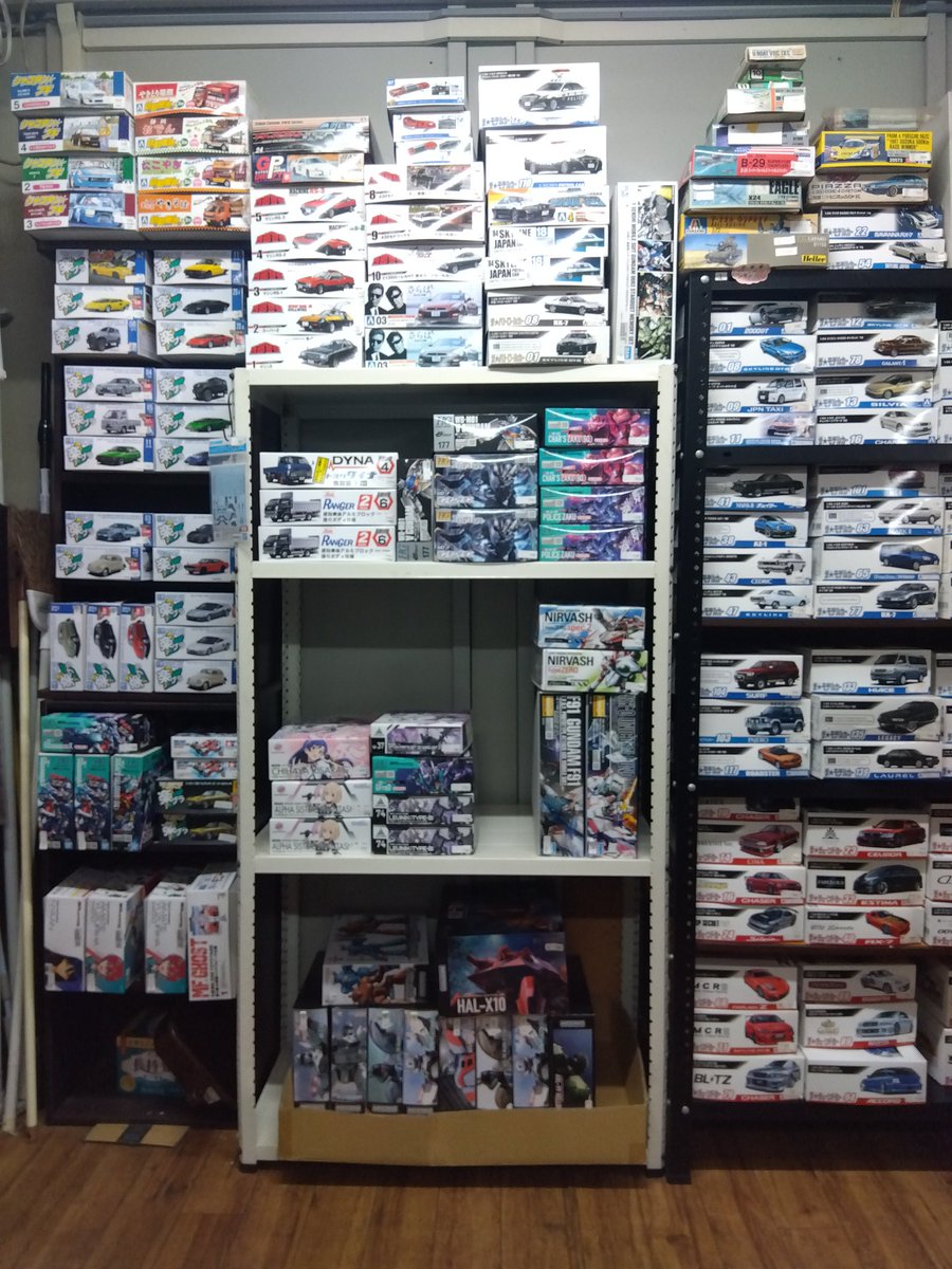 本日の営業は終了します。

ご来店お買い上げありがとうございました🙇

明日も変わらず15時OPEN予定となります。

ご来店お待ちしております😊