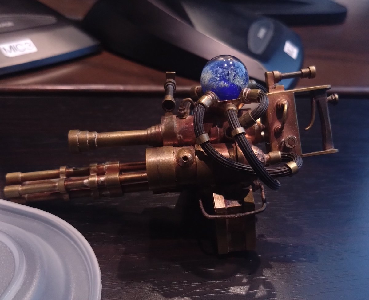 ドールハウスに関する書籍を多数出版される株式会社 亥辰舎から島野聡子さんにお越しいただきました！
『第二回ドールハウスミニフェア～ドールハウスの小さなXmas展～』は12月10日(水)から山口井筒屋で開催🎄
ぜひ生でじっくりご覧ください👀✨

izutsuya.co.jp/storelist/arch…