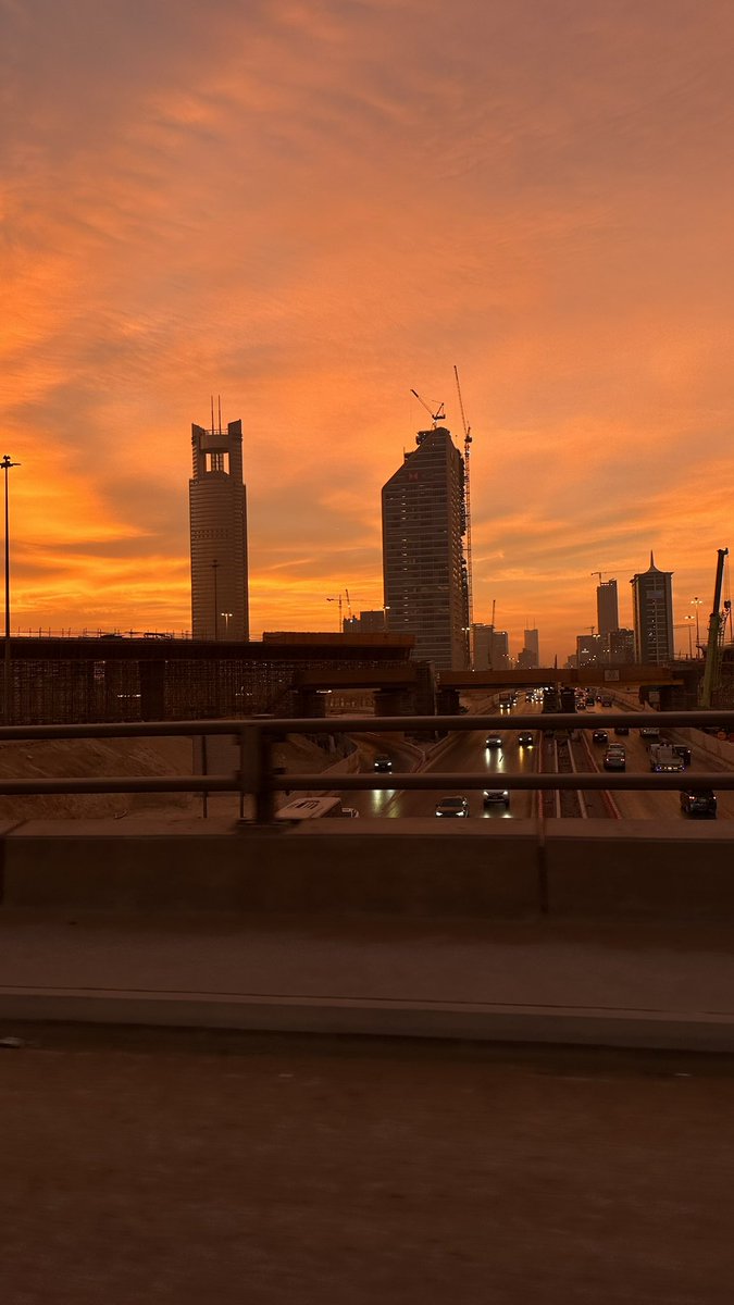 Areej2001_'s tweet photo. Riyadh 
6:00 am https://t.co/75BxnVMlFw