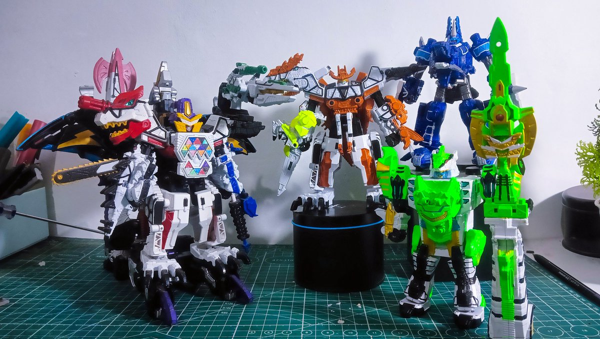 Just need 2 more Zyudenryu Braves No.26⚫ & No.27🔵 #ミニプラ