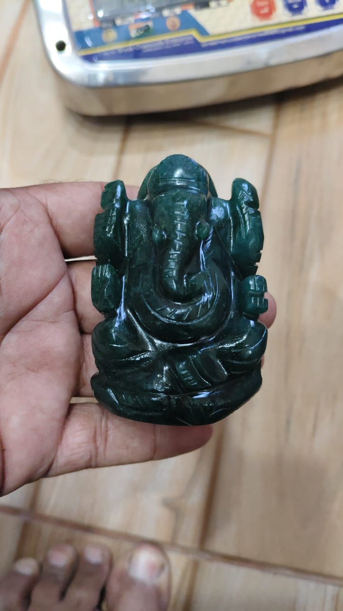 JahanviRajpuro3's tweet image. Green jade crystal Ganesha
ग्रीन जेड गणपति फायदे

बंद पड़े व्यपार के लिए
व्यपार मे तेजी के लिए
रुकावट आती हो कार्य मे
कार्यस्थल पर
अग्नि कोण के वास्तु के लिए

बच्चो को पढाई मे मन न लगता हो
चिडचिड़ापन रहता हो

कन्या मिथुन राशि के लिए या लग्न के लिए
कमजोर बुध के लिए
#Crystal
#vastu