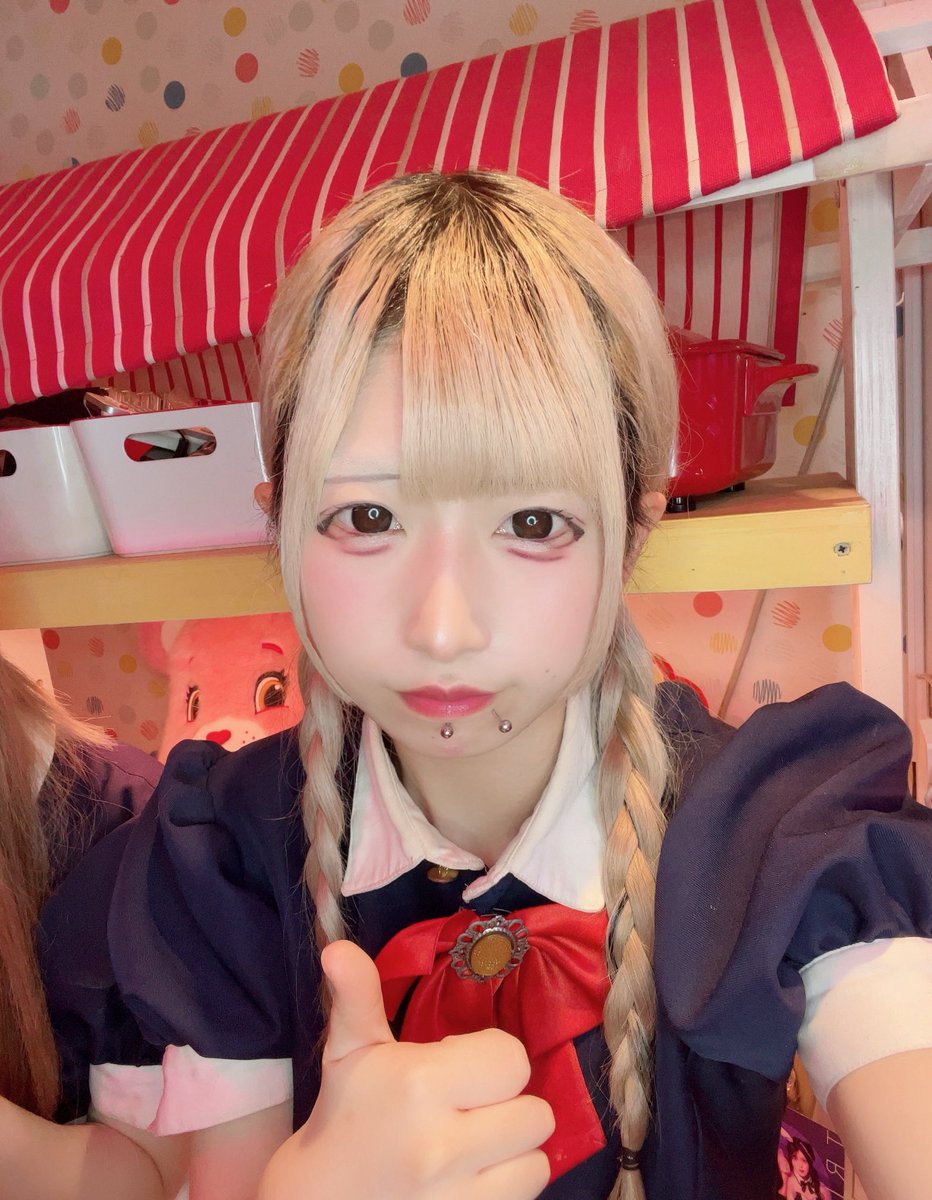 GCP302's tweet photo. ♥️💛12/9(火)のグミチョコレートパイン💛♥️ 

21-5
ねこむ@nyqOmu_ 
きらり@krr0_ 

営業再開してます🌈
人生をPOPに楽しむならグミチョコにお任せあれ🌟☝🏻
https://t.co/5p2qXfqwvV

＃メイドバー #コンカフェ ＃東心斎橋 https://t.co/qGzPFcNrVl