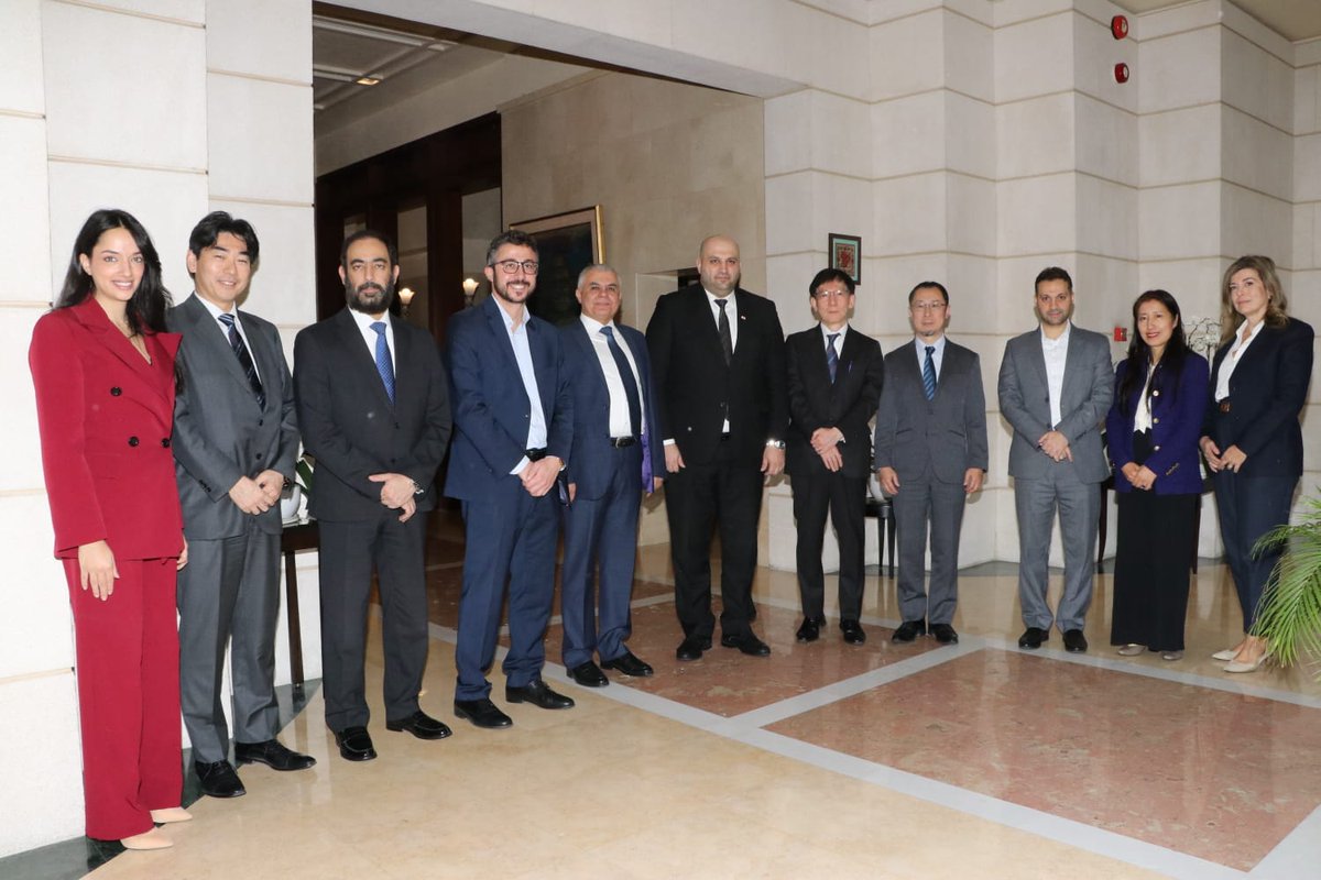 استأنفت اليابان اليوم برنامج المنح للبنان للمرة الأولى منذ عام 2017.
ومن خلال تزويد مستشفى بعبدا الحكومي بمعدات طبية يابانية متطورة، نبقى ملتزمين بدعم الوصول العادل إلى رعاية صحية عالية الجودة، استناداً إلى مبدأ التغطية الصحية الشاملة والأمن البشري.