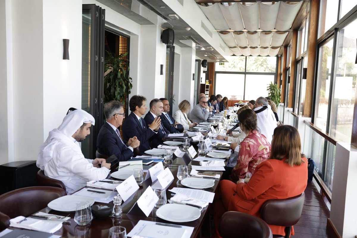 MariaFantappie's tweet image. Thank you @CIPResearch for the cooperation with @IAIonline in organising the first #Qatar-#Italy dialogue on the sidelines of @DohaForum in presence of H.E. Majed al-Ansari, H.E. Maria Tripodi and policy experts with the gracious support of @ItalyinQatar @P_Toschi @ItalyMFA…
