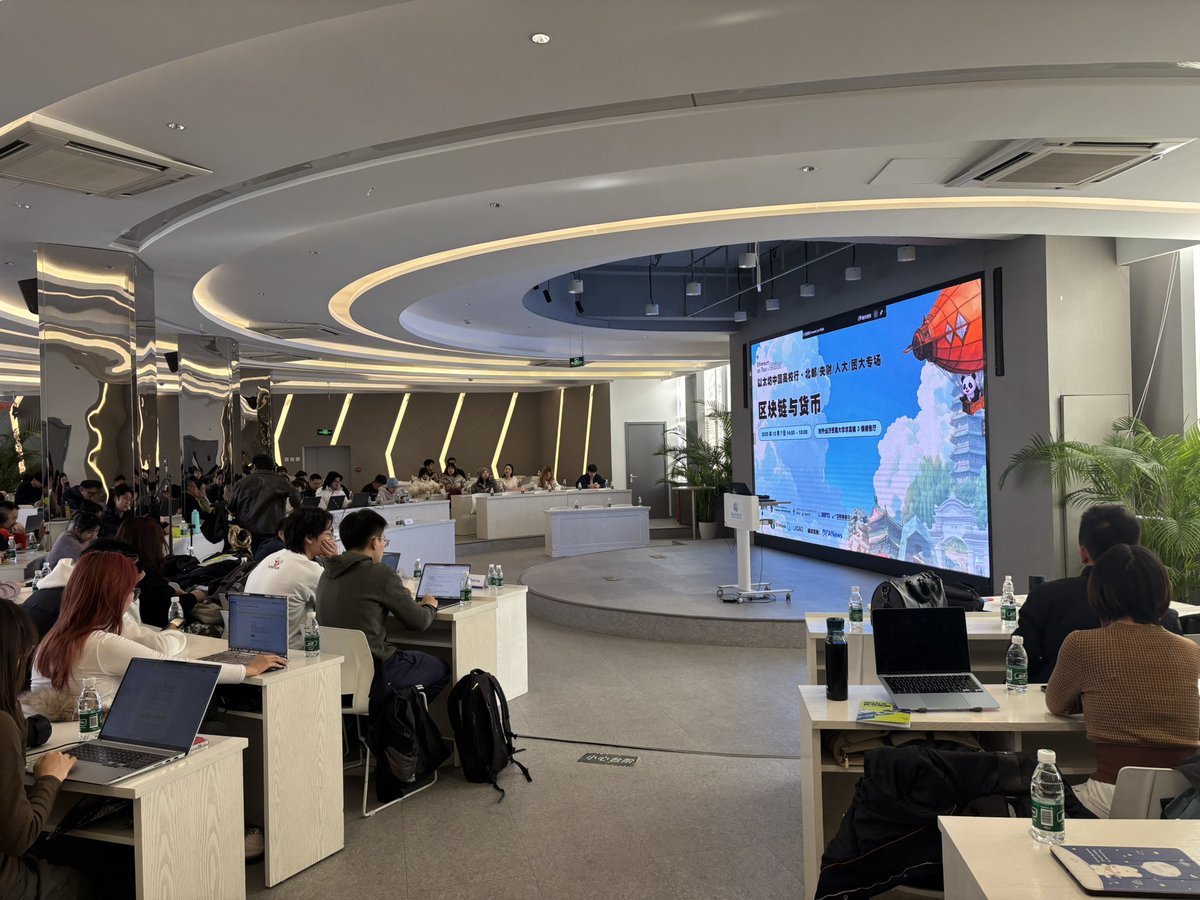 Marcus 🩵🔴 tweet media