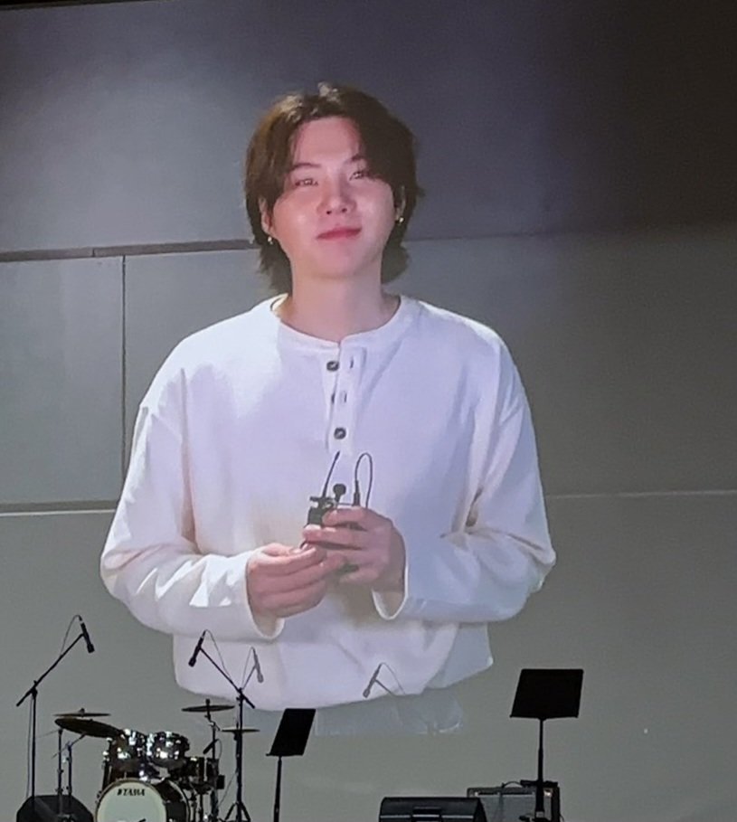 보고 싶다ㅜㅜ
옛투컴 활동할 때 같네ㅜㅜ

#슈가 #SUGA #방탄소년단슈가 #민윤기
#세브란스_민윤기치료센터 #마인드밴드 
#MINDbandconcert #ShiningMINDs