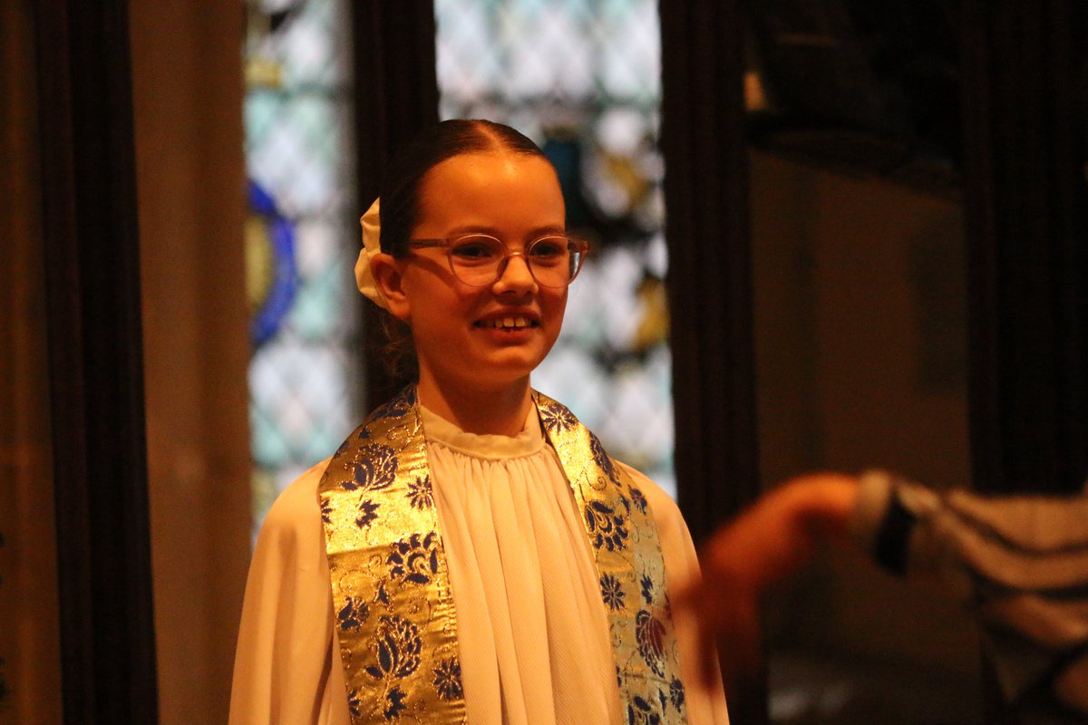 Moon Hall School, Reigate tweet media