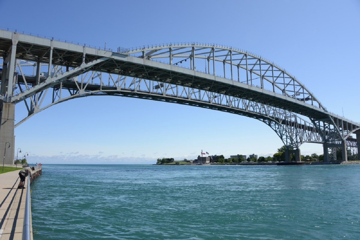 ASCETweets's tweet photo. Seeing double?

In the latest installment of this #ASCESource series, Brian Brenner explores 3 examples of when bridge engineers were tasked with designing a new bridge next to the original: https://t.co/YweGyzsT4h. https://t.co/7yNwDRlM3o