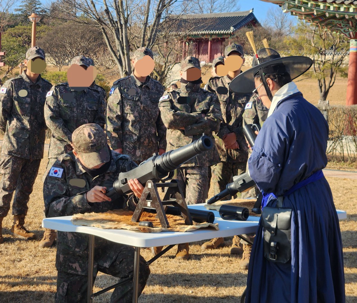 김두루현(思弓) tweet media