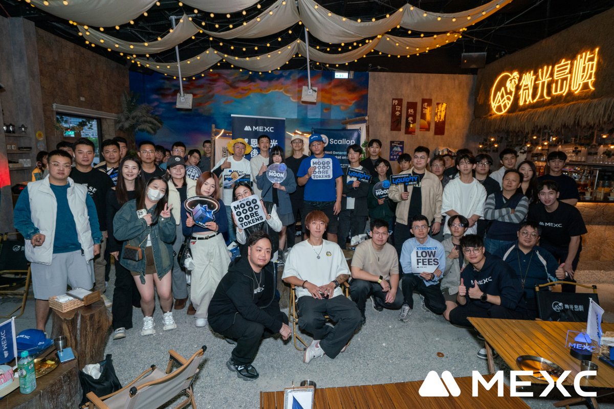 🌟 台中《感恩微光午後派對》已圓滿落幕🌟

感謝所有嘉賓與我們共享美食、飲品與溫暖交流，也感謝大家熱情參與現場多項小活動，讓周邊與笑聲填滿整個場地

本次活動特別感謝合作夥伴 <a href="/ScallopCN/">Scallop 中文</a>  的支持，讓派對更加完整、也為參與者帶來更多互動亮點

現場活動大獎 富士拍立得相機