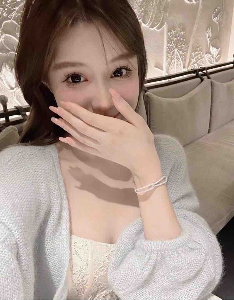 wgh0504's tweet photo. 我跟你说啊，我刚刚遇见一个特别有趣的事哈哈哈哈哈哈哈哈哈哈哈哈。就是有一条狗哈哈哈。然后追了一个人好几条街。我就在旁边看着哈哈哈哈哈哈哈笑死我了我喜欢你哈哈哈哈谁能想到看起来一只挺

老师087

点我头像看置顶玩我或联系https://t.co/I1jd6Dtfk5

常州市钟楼区钟楼广场(西北口)

常州

江苏 https://t.co/WdH9wkf8FE