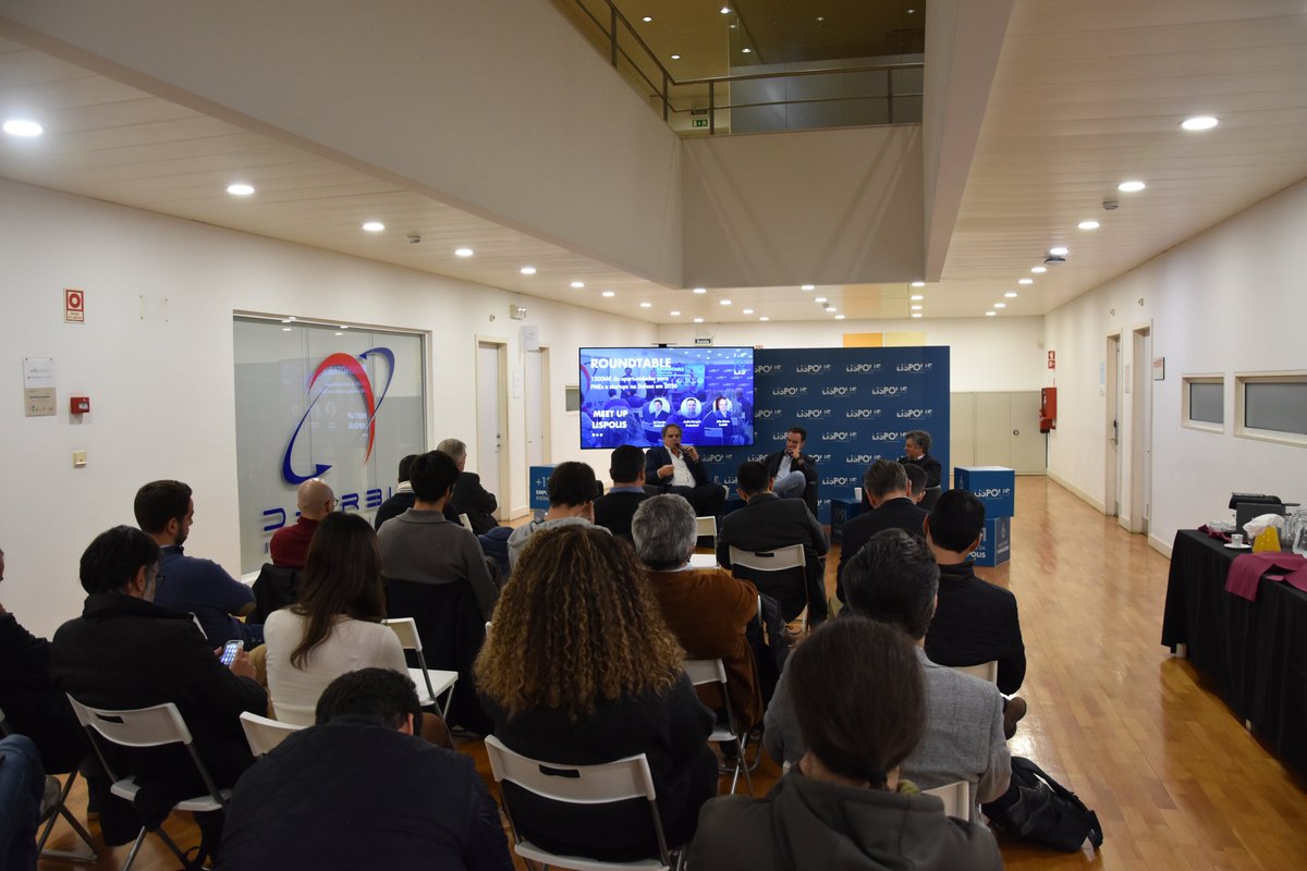 lispolis_'s tweet image. O último Meet Up LISPOLIS do reuniu a comunidade para discutir “1500M€ de oportunidades para PMEs e startups na Defesa em 2026”. 
Contámos com nomes que inspiram: Rui Ferreira, João Manso e André Marquet.
A todos os que participaram: obrigado por fazerem parte desta comunidade.