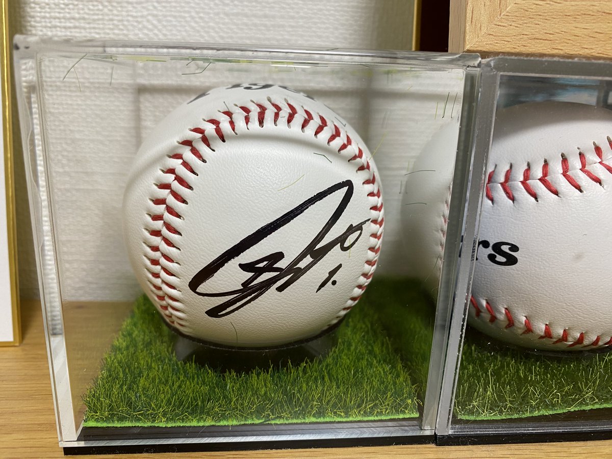 阪神タイガースはクリスマスパーティーで完全シーズンオフ。 サイン