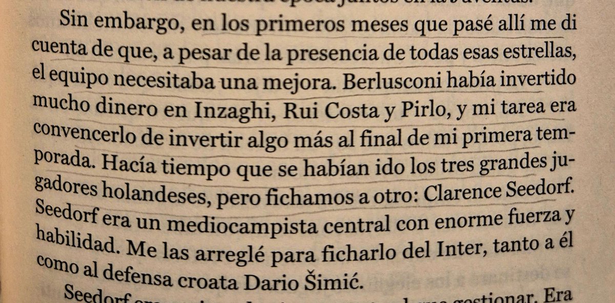 salva_martin's tweet image. En Carlo Ancelotti. El sueño, el técnico italiano cuenta cómo tuvo que convencer a Berlusconi para que fichara a un jugador que se desvelaría como clave en su Milán. Quizá les suene. 

 «A pesar de la presencia de todas esas estrellas, el equipo necesitaba una mejora».