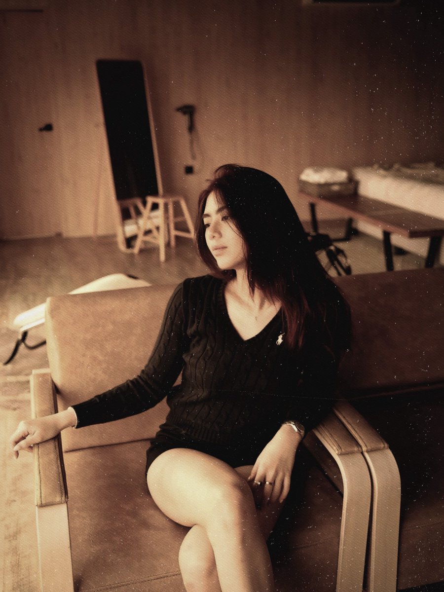 𝙍𝙖𝙫𝙚𝙣. 𝘾𝙡𝙤𝙨𝙚𝙙. tweet media