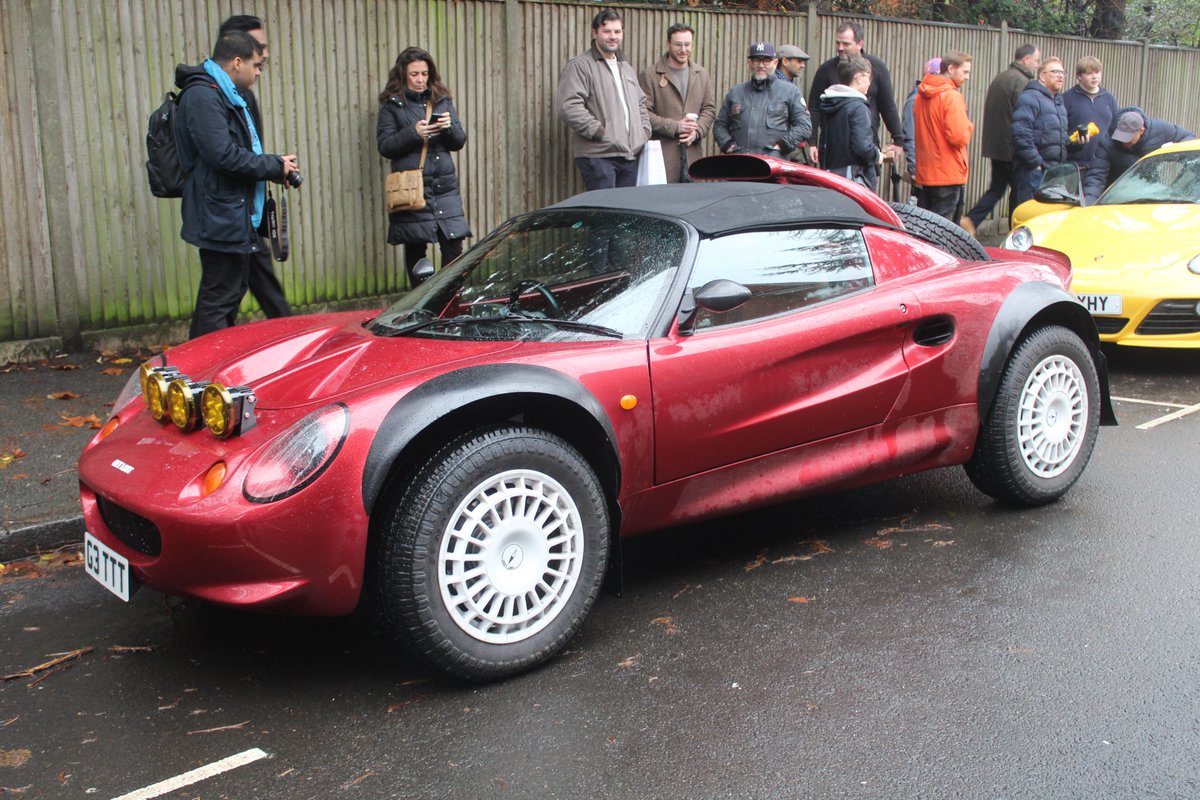 James Elliott tweet media