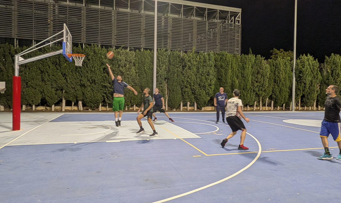 intricom's tweet photo. INTRICOM celebró el pasado día 5 el IntriSports Day 2025 en el Polideportivo de Sant Ferran, en Palma.

Nuestras compañeras y compañeros disfrutaron de dos horas de deporte, con diferentes equipos en:

🎾 Pádel
🏐 Voley
⛹🏻‍♀️ Baloncesto https://t.co/Zl4ph0Kawp