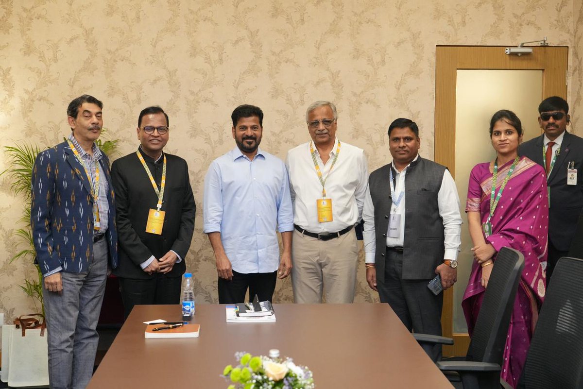 Back-to-back MoUs under CM A. Revanth Reddy’s leadership push today’s investment tally to ₹1,11,395 Cr.
#TelanganaRising #TRGS2025 #TRGS #RevanthReddy