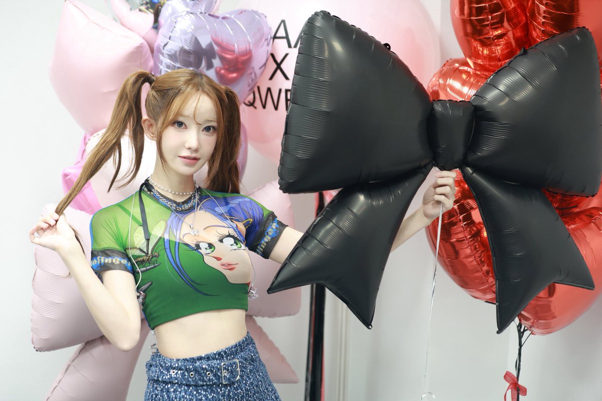 official_QWER's tweet image. ACON 좋아해🤍🩷🩵💚 
#QWER #ACON2025