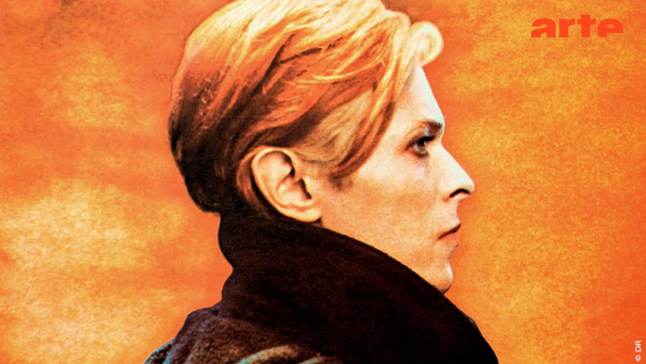 🎤⚡Dix ans après sa disparition, <a href="/ARTEfr/">ARTE</a> rend hommage à l’icône anglaise #DavidBowie le 16.01 / en ligne dès le 5, avec un portrait documentaire et des reprises de ses titres par une pléiade d’artistes.
Le CP ➡ tinyurl.com/6apy24cz