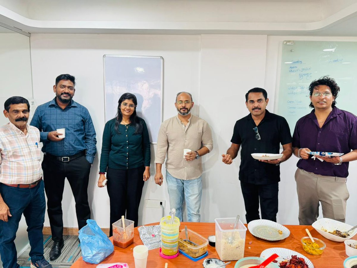 neolotex's tweet photo. Food, fun &amp; fantastic people! 🍛
Our NeoLotex team came together for a colorful potluck celebration today — filled with homemade dishes, happy faces, and lots of good vibes.
Swipe ➡ to see how delicious teamwork looks
#neolotex #corporatelife #potluck #celebration #office https://t.co/kwMi6GNtAD