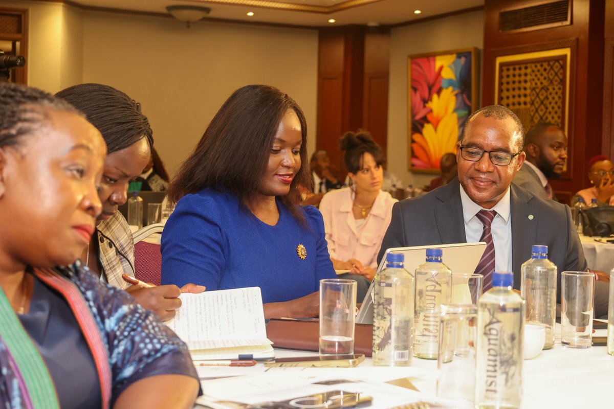 AKU Graduate School of Media and Communications tweet media