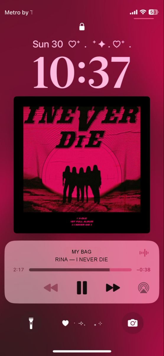 _urvision's tweet image. Está claro que #𝕚ːnǝve𝕣ーd𝕚e y por supuesto, admiro a los #𝟝ꕀ𝖉𝕚amo͞nds que componen @vhsanrio, y en especial a la reina de nuestros corazones, con su auténtico #r𝕚nαʼsのb𝕒g, que consigue encandilarnos con todo su talento. 🩷

꒰ʚ  𝗂𝗏𝗈𝗇𝗇𝖾'𝗌 𝘩𝑒𝑎𝑟𝑡 ɞ꒱