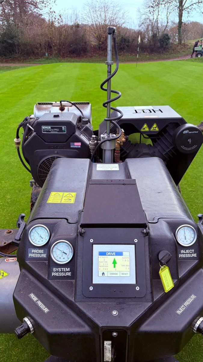 greenergrounds's tweet photo. First Air2G2 visit completed at Atherstone Golf Course! 💨🌱
They’re now on our yearly programme with 4 treatments paid monthly 🗓️
Healthy turf = Happy golfers ⛳️ https://t.co/ViZpljNpii