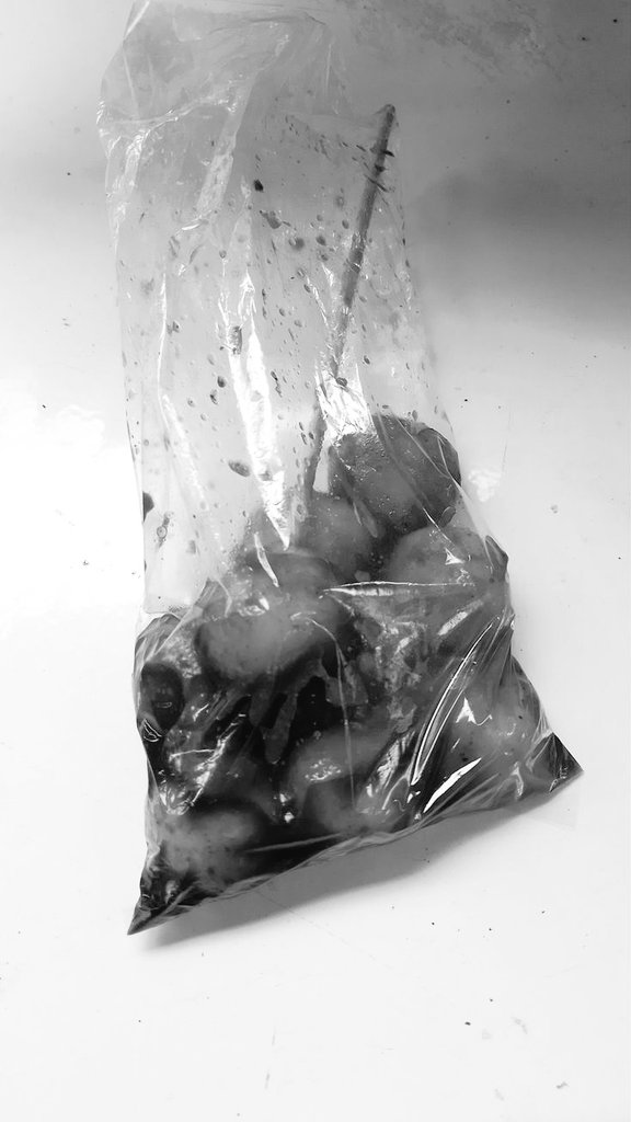 ofRocksta's tweet image. 📍 ASH Entertainment

5 menit sebelum cabut pulang. Ngabisin cilok dulu.