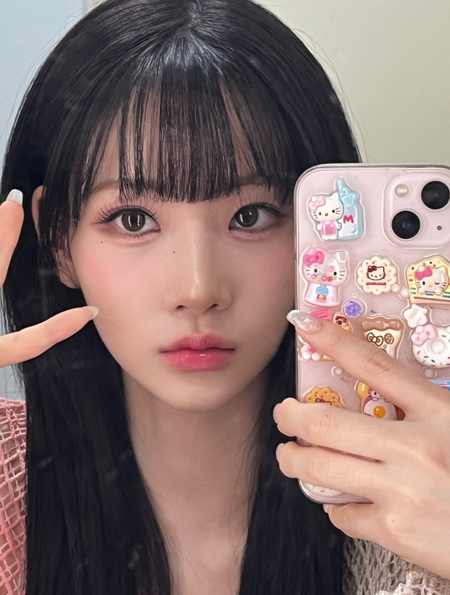 _urvision's tweet image. Let's be #𝑇öuch𝕚nᖫྀ𝑀ōv𝕚n tal cual esta reina lo canta. Esta canción es un total boom que nadie puede decir lo contrario, cada vez que la escucho solo quiero saber que pasa por la mente de #𝑏e𝕣e·𖤓迎·𝚖u𝕤e para sacar rolas así de buenas.

#𝐥un𝕒'𝐬 ⋆ b𝕝ue♡𝐯alen𝕥inǝ !