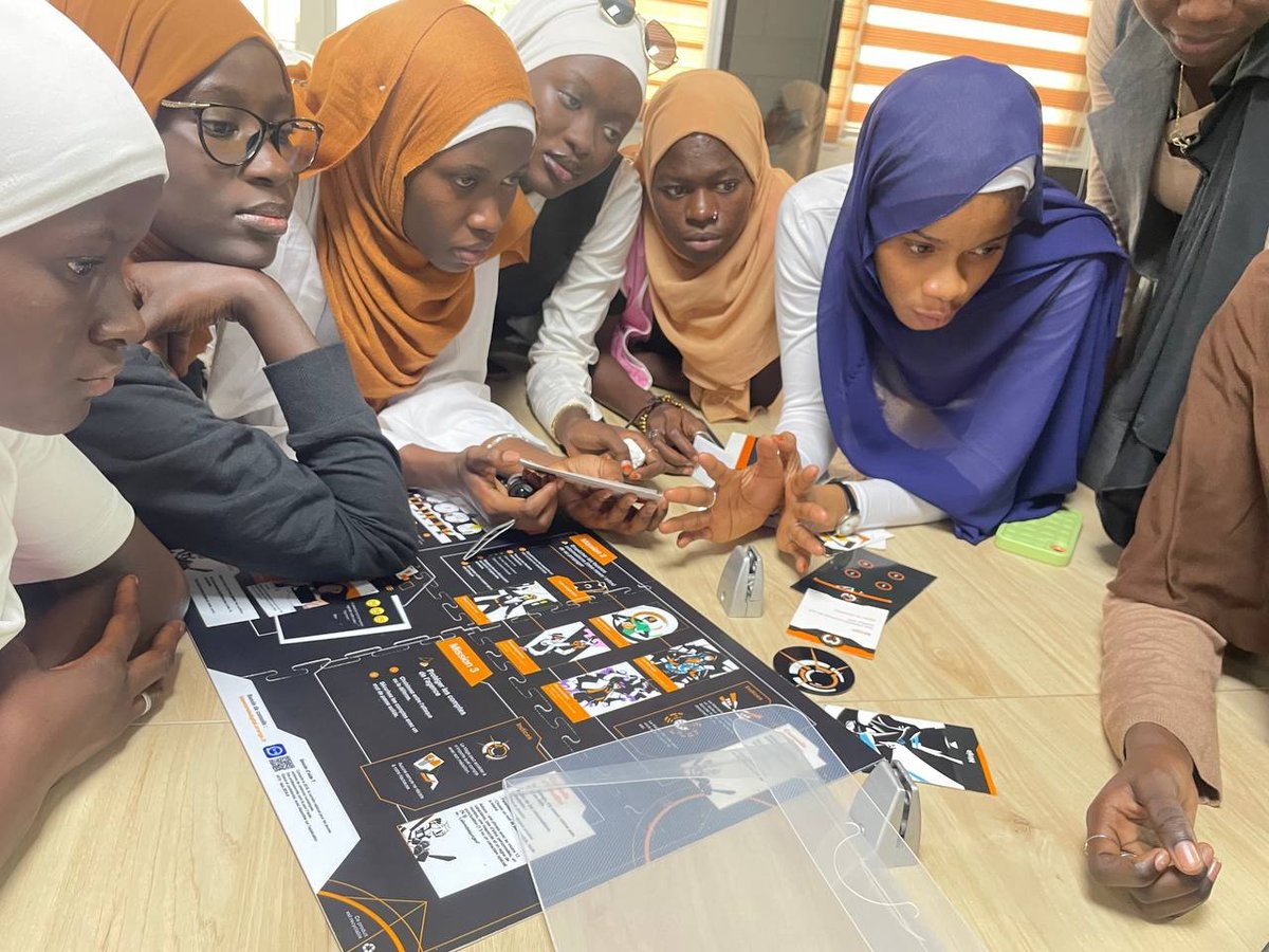 ODCSenegal's tweet photo. Retour en images sur le Samedi TechKi

Nous avons eu le plaisir d’accueillir ce samedi les lauréats du concours SHINE Tout-Lead issus de plusieurs établissements, ainsi que les Guides de la paroisse de Baobab, venues découvrir l’univers du numérique.

@Adji_Anta_Dabo 
#TechKi https://t.co/Qimjv9nbbg