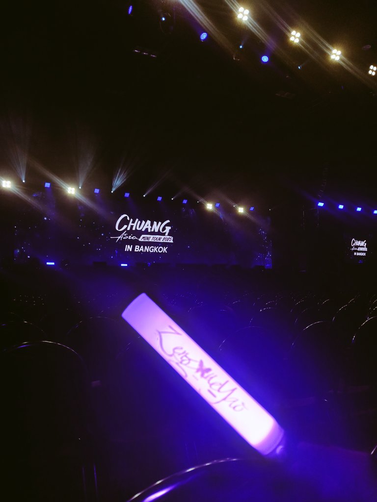 Rnajpjn's tweet photo. เริ่มได้เลยค่ะ แอบหนาวว~🤣

#WeTVCHUANGAsiaMiniTour2025inTH
#WeTVCHUANGAsiaMiniTour2025
#Gen1es https://t.co/ukJVVPmk1A