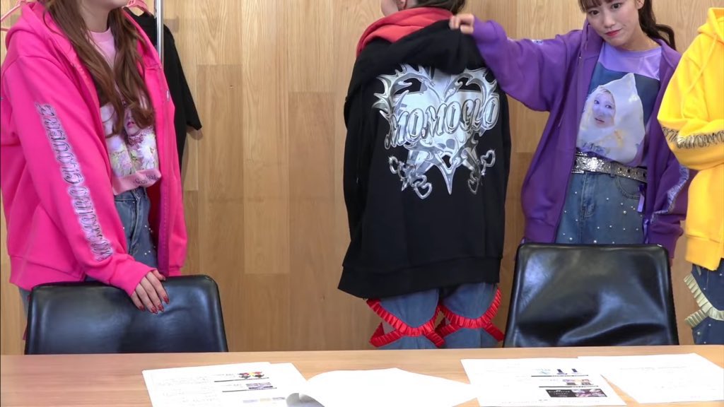 箱パーカー、イケてていいネ👍👍 #ももいろクリスマス2025 #ももクリ2025