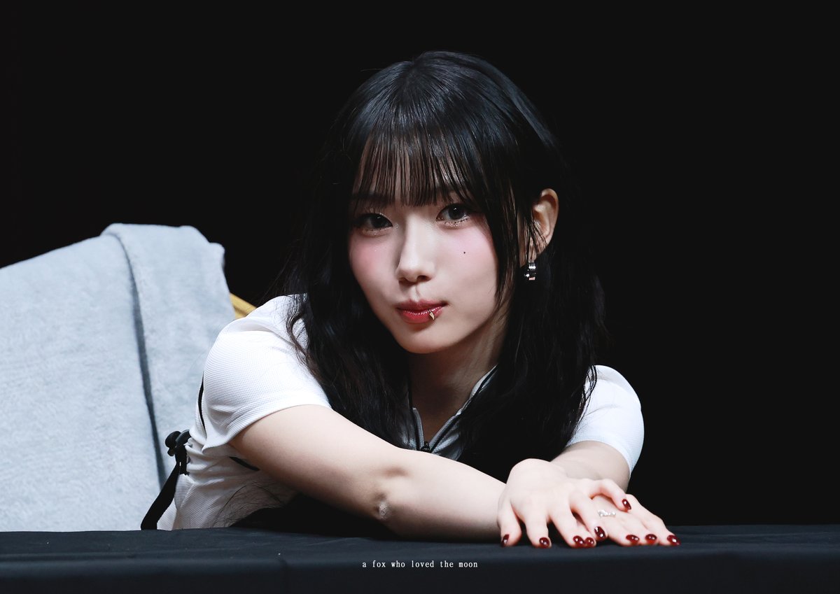 moonNfox_'s tweet photo. 241103 메이크스타 팬사인회 HQ  

남은 인생을 걸고 말할게
두 번은 없어 넌 나의 마지막

#서영은 #영은 #SEOYOUNGEUN #YOUNGEUN #ソヨンウン #ヨンウン #徐永恩 #Kep1er #케플러 https://t.co/ZVVQch1paH
