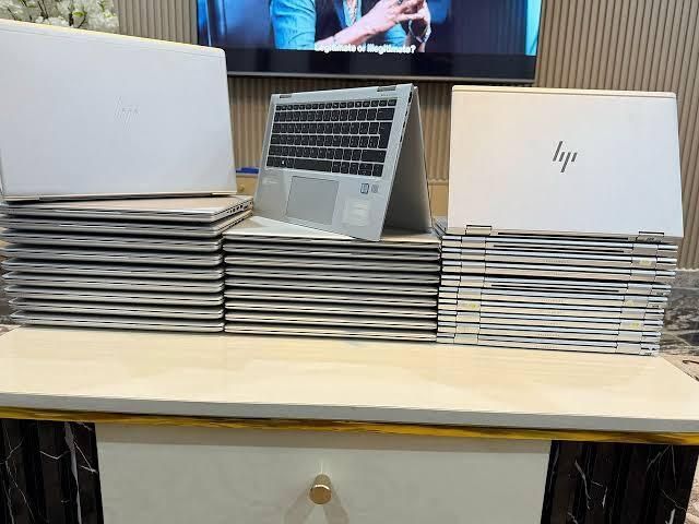 PowerTechHub's tweet image. DROP YOUR BUDGET: 👇👇👇👇👇👇
How much is your budget for a laptop this December?