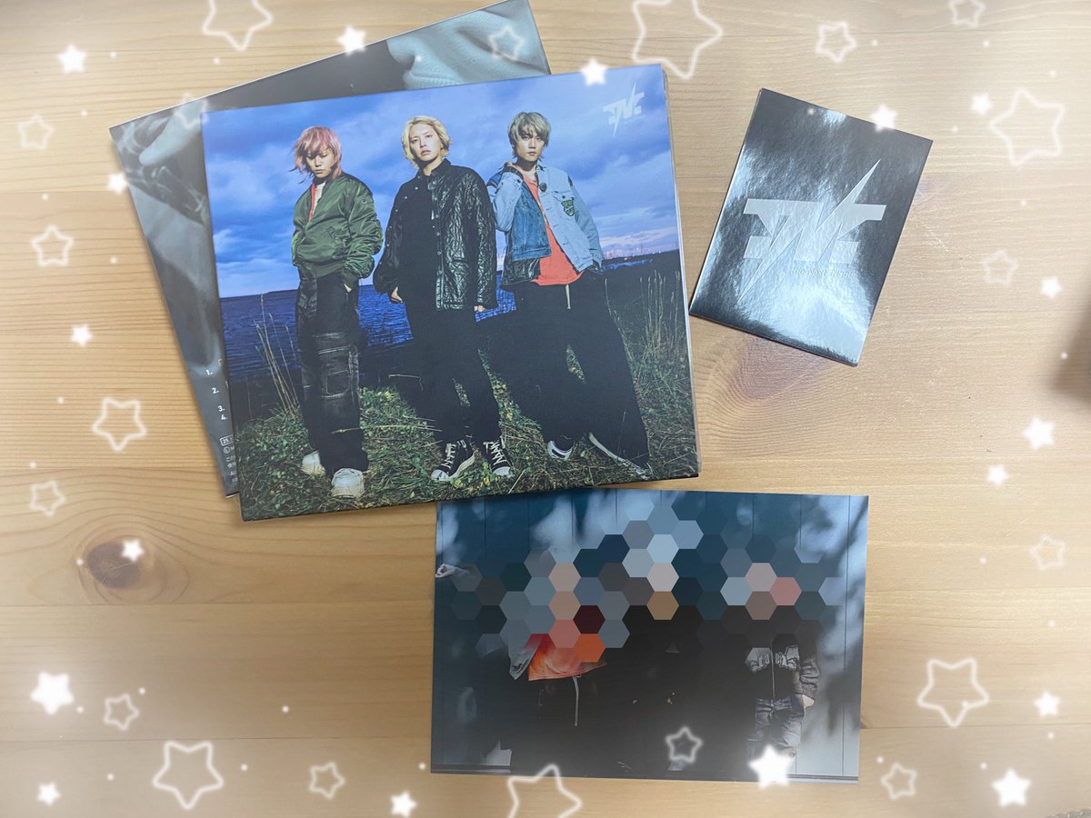 うちにも届きました‼️これからじっくり堪能します😊ポストカードいい