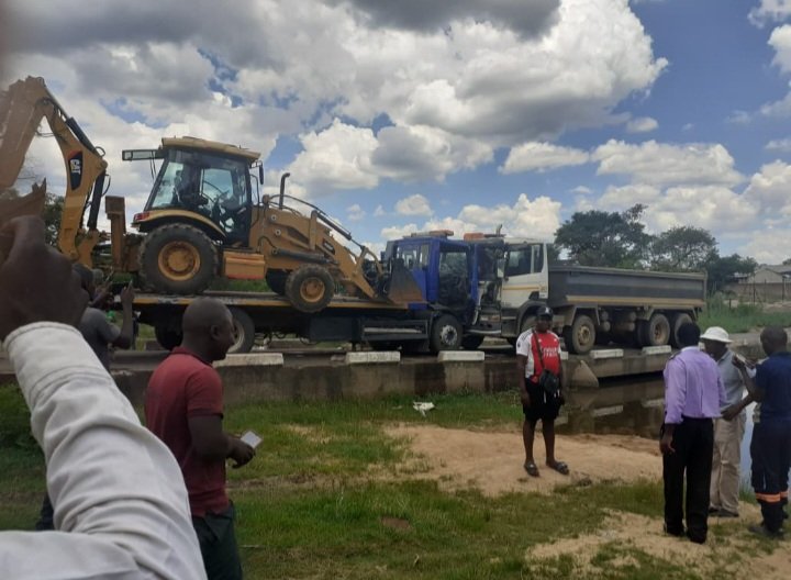 Bayethe 107.6 FM tweet media