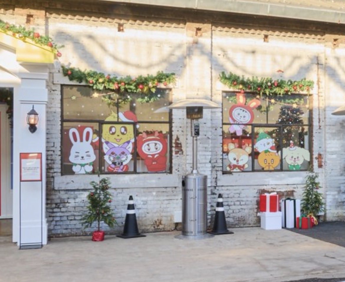 クリスマス🎄ミニティーンポップアップ 日本でもやって欲しいなぁ