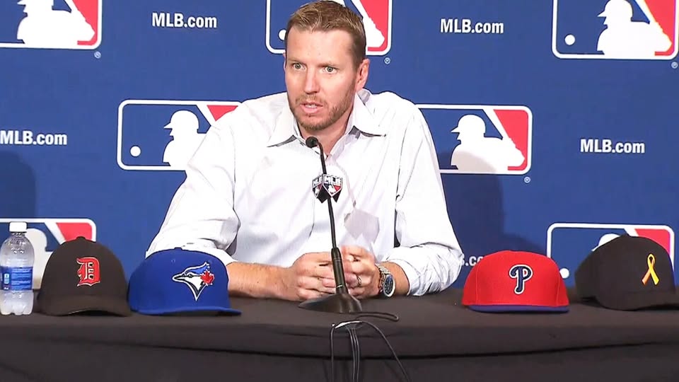 coopincanada's tweet image. #OTD 12 years ago, Roy Halladay signed a one-day contract and retired as a Toronto Blue Jay.

#BlueJays